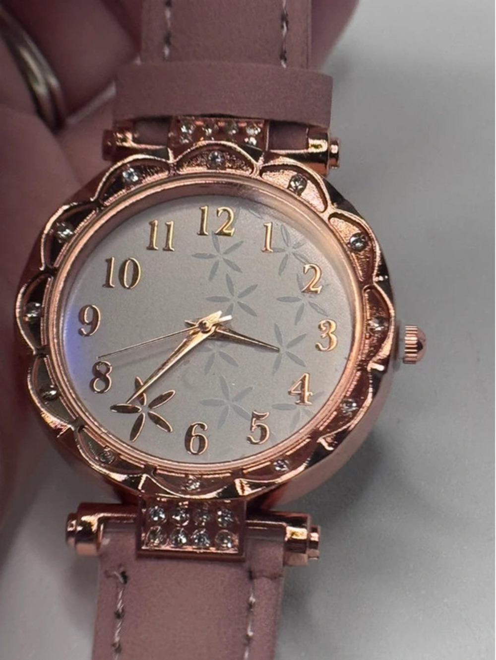 Rose gold tone watch, new. Unbranded